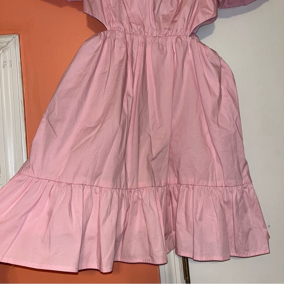 WAYF Short Puffy Sleeves Side Cut Outs Full Skirt Dress - Picture 7 of 16